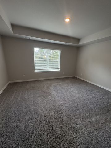 5041 Percival Dr, Gallatin, TN 37066