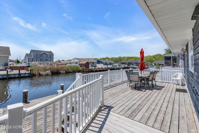 212 Cypress Drive, Bayville, NJ 08721