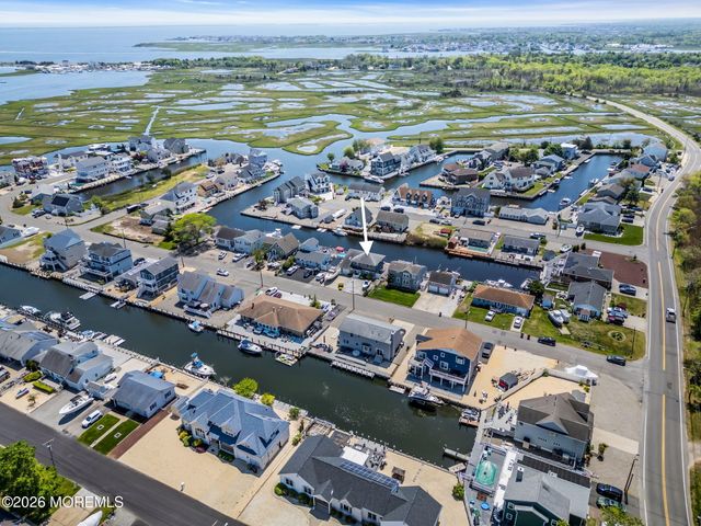 212 Cypress Drive, Bayville, NJ 08721