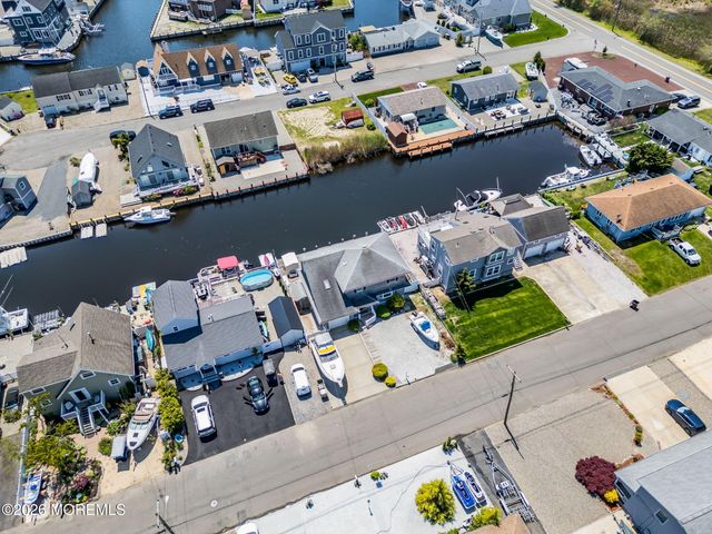212 Cypress Drive, Bayville, NJ 08721