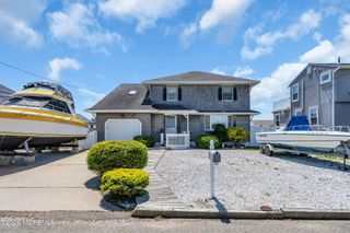 212 Cypress Drive, Bayville, NJ 08721