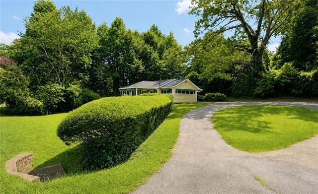 1360 Cunningham Road SW, Marietta, GA 30008