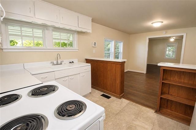 1360 Cunningham Road SW, Marietta, GA 30008