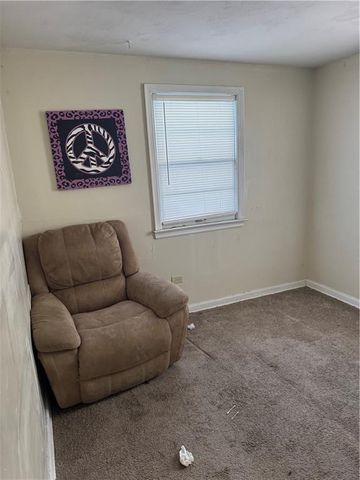 7204 Raytown Road, Raytown, MO 64133