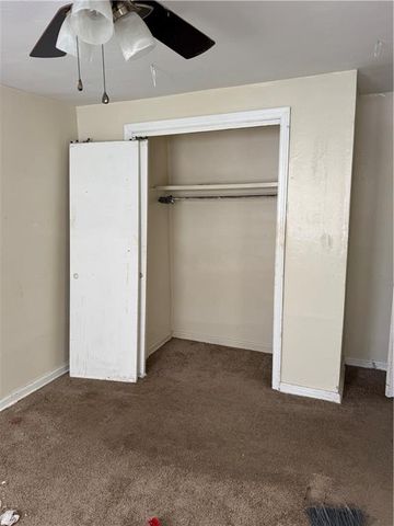 7204 Raytown Road, Raytown, MO 64133