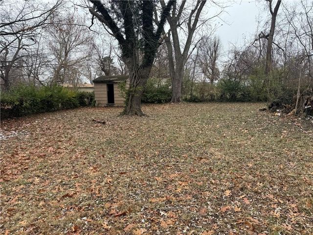 7204 Raytown Road, Raytown, MO 64133