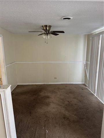 7204 Raytown Road, Raytown, MO 64133