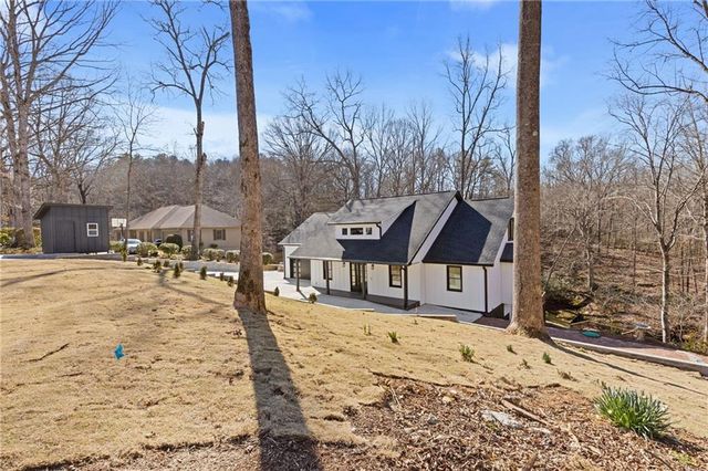 4732 Walnut Bend Drive, Gainesville, GA 30507