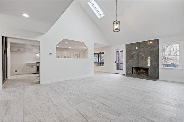 4732 Walnut Bend Drive, Gainesville, GA 30507