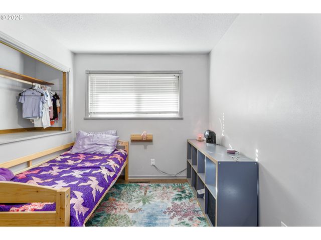 1324 Ne BIRCHAIRE Ln, Hillsboro, OR 97124