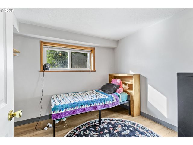 1324 Ne BIRCHAIRE Ln, Hillsboro, OR 97124