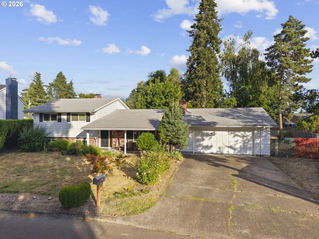 1324 Ne BIRCHAIRE Ln, Hillsboro, OR 97124