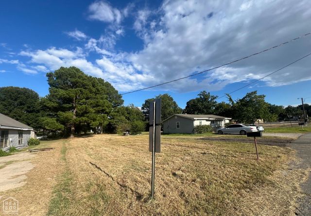 1303 Royal Street, Paragould, AR 72450