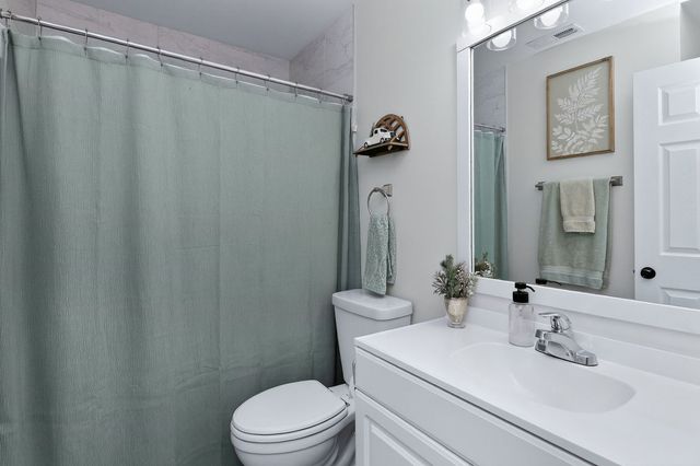 39 Cayman Drive, Montgomery, IL 60538