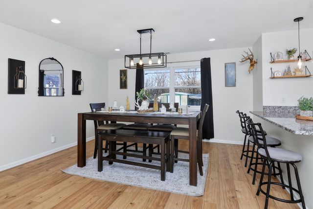 39 Cayman Drive, Montgomery, IL 60538