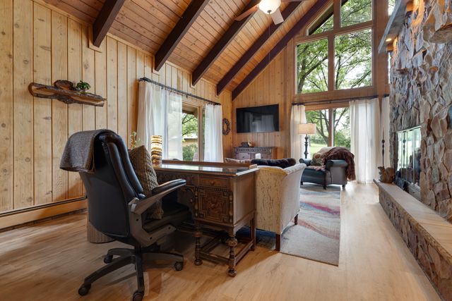 46W206 Felsmith Road, Hampshire, IL 60140