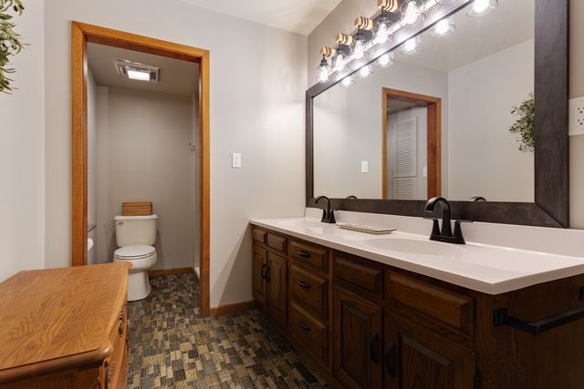 46W206 Felsmith Road, Hampshire, IL 60140
