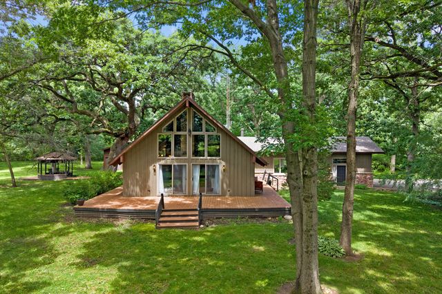 46W206 Felsmith Road, Hampshire, IL 60140