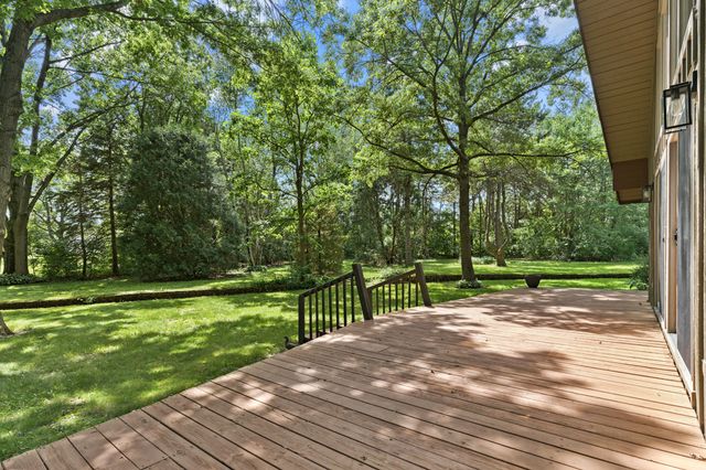 46W206 Felsmith Road, Hampshire, IL 60140