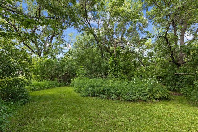 46W206 Felsmith Road, Hampshire, IL 60140