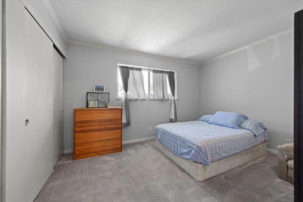 Image 14 of property listing at 10385 Mary Avenue, Cupertino, CA 95014