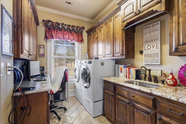 118 Carmel Place, Mabank, TX 75156