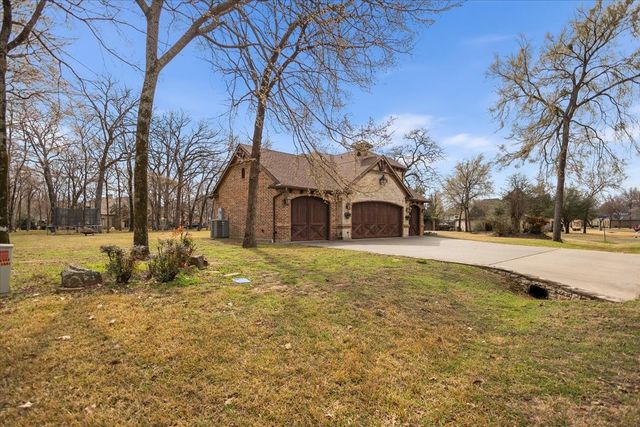 118 Carmel Place, Mabank, TX 75156