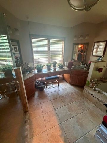 2006 Mill Run Drive, Arlington, TX 76006