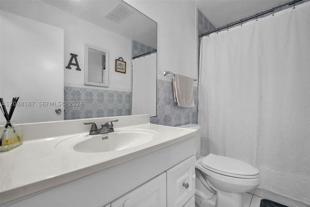 2771 NW 47th Ln 2905, Lauderdale Lakes, FL 33313
