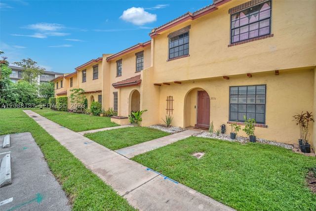2771 NW 47th Ln 2905, Lauderdale Lakes, FL 33313