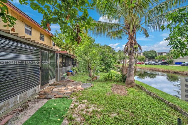 2771 NW 47th Ln 2905, Lauderdale Lakes, FL 33313
