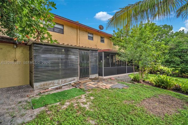 2771 NW 47th Ln 2905, Lauderdale Lakes, FL 33313