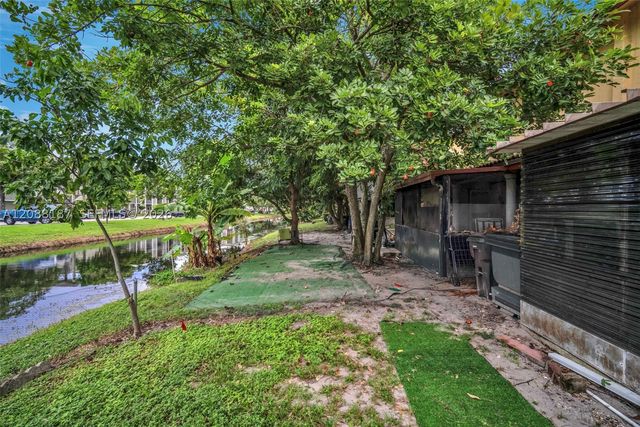 2771 NW 47th Ln 2905, Lauderdale Lakes, FL 33313