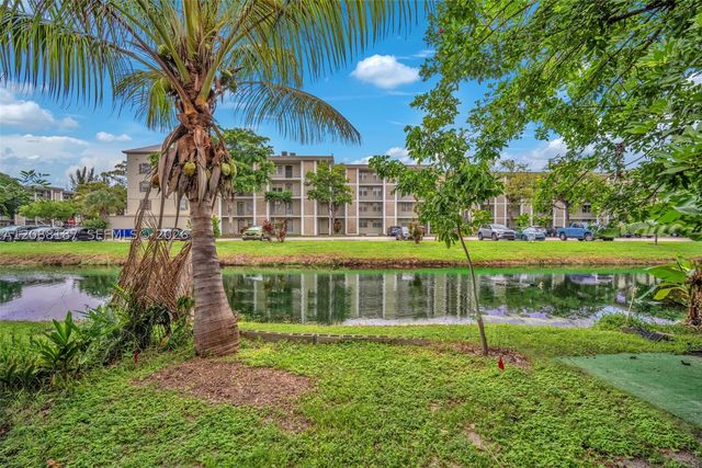 2771 NW 47th Ln 2905, Lauderdale Lakes, FL 33313