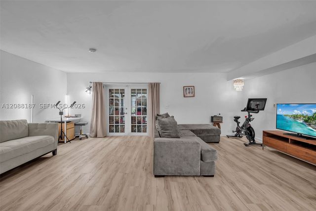 2771 NW 47th Ln 2905, Lauderdale Lakes, FL 33313