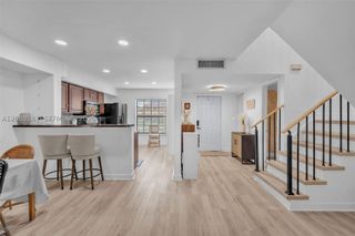 2771 NW 47th Ln 2905, Lauderdale Lakes, FL 33313