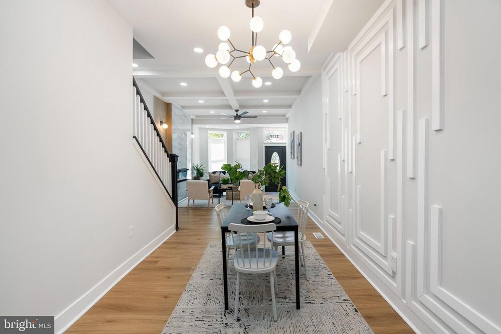 Image 11 of property listing at 2237 MADISON AVE, Baltimore, MD 21217