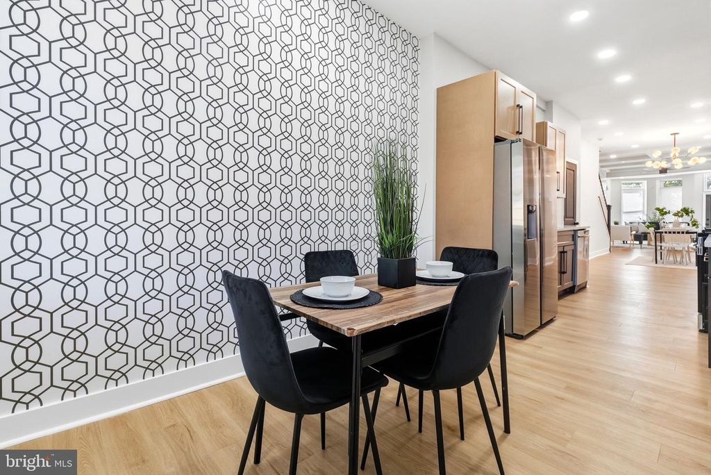 Image 17 of property listing at 2237 MADISON AVE, Baltimore, MD 21217