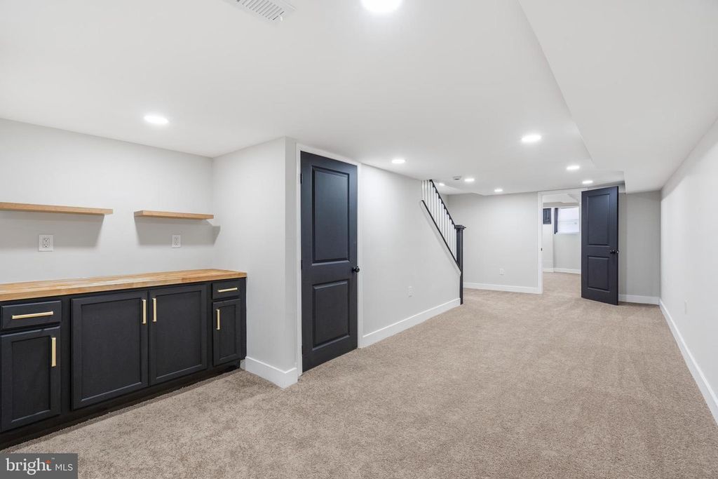 Image 27 of property listing at 2237 MADISON AVE, Baltimore, MD 21217