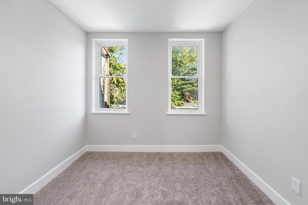 Image 32 of property listing at 2237 MADISON AVE, Baltimore, MD 21217