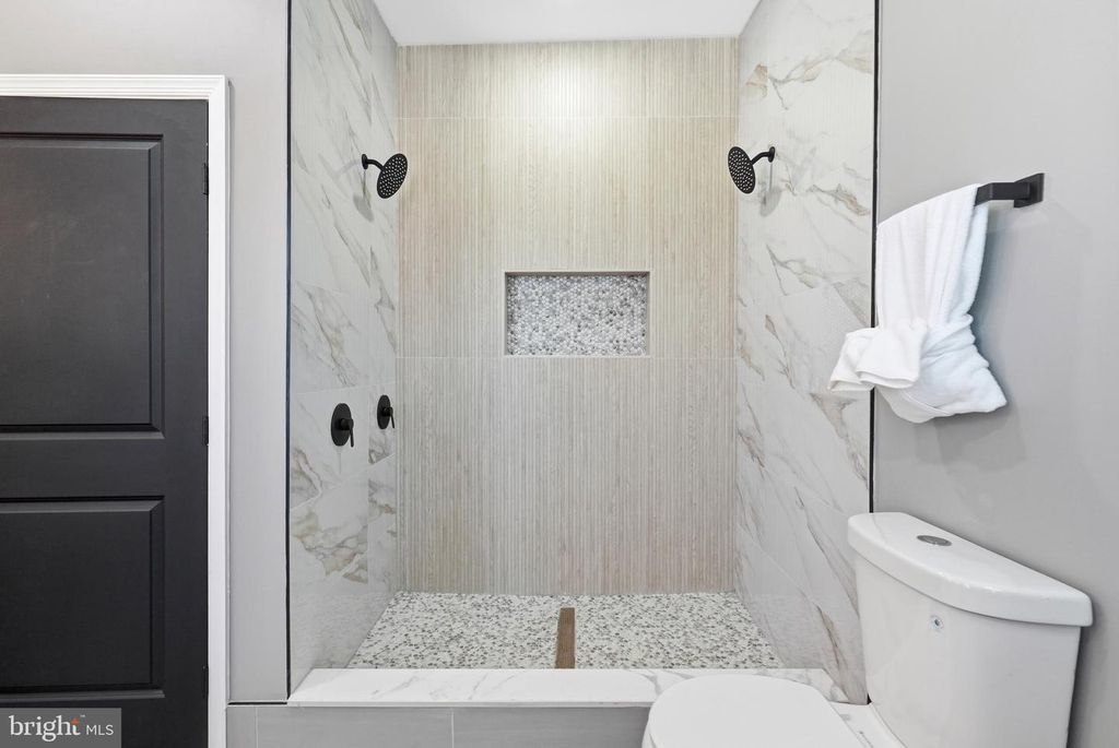 Image 40 of property listing at 2237 MADISON AVE, Baltimore, MD 21217
