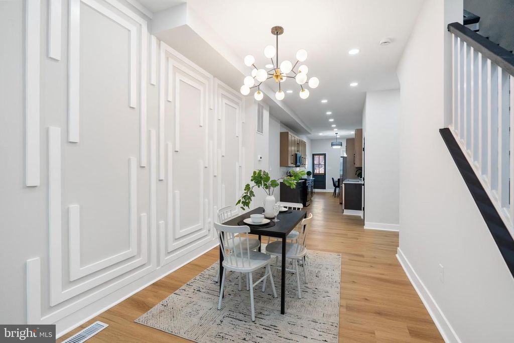 Image 9 of property listing at 2237 MADISON AVE, Baltimore, MD 21217