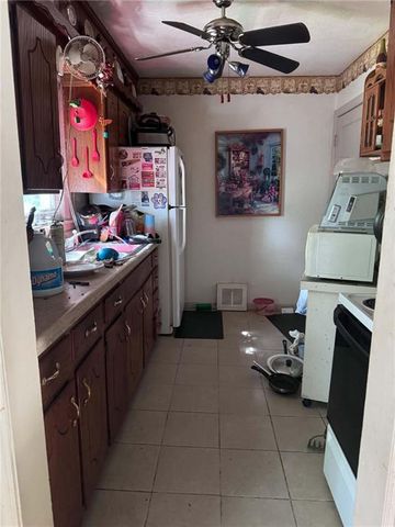 10417 E 27TH Street, Independence, MO 64052