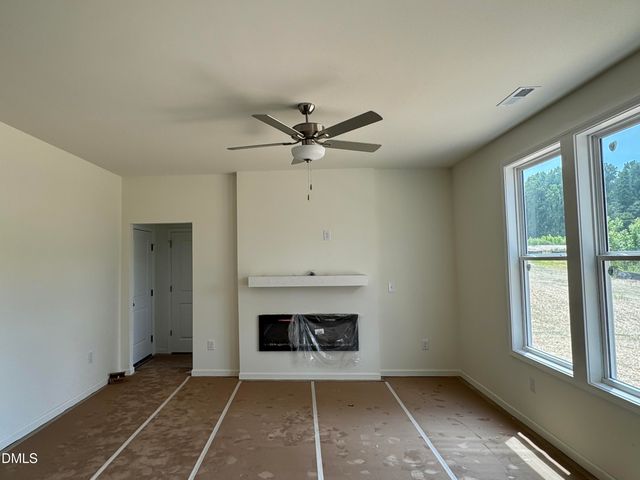 377 Pecan Valley Way, Four Oaks, NC 27524