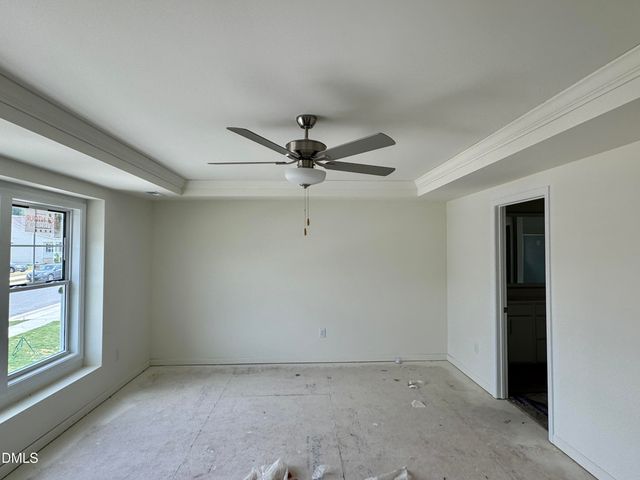377 Pecan Valley Way, Four Oaks, NC 27524