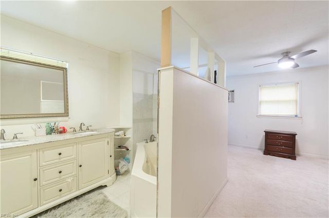507 Goosley RD, Yorktown, VA 23690