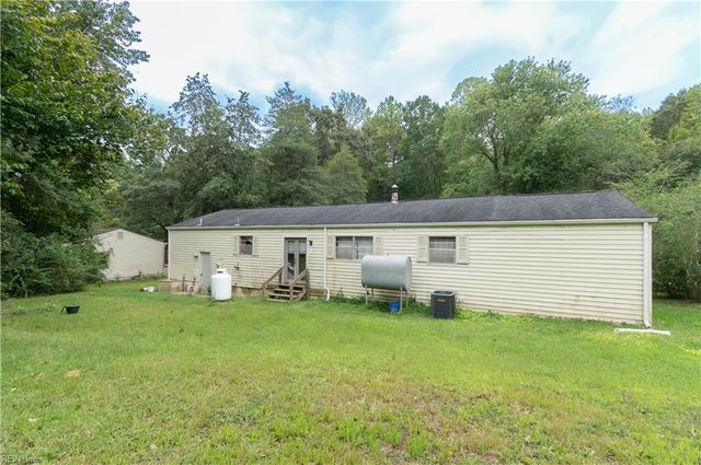 507 Goosley RD, Yorktown, VA 23690