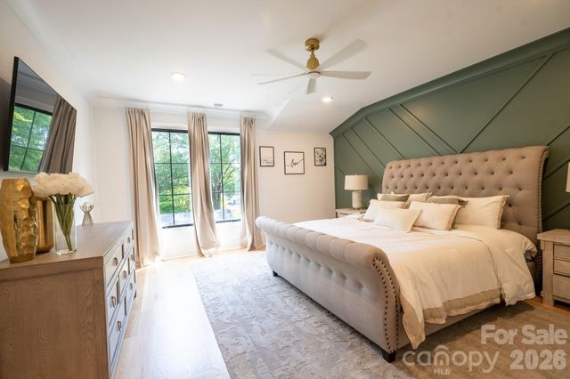 6105 Berryhill Towns Drive, Charlotte, NC 28270