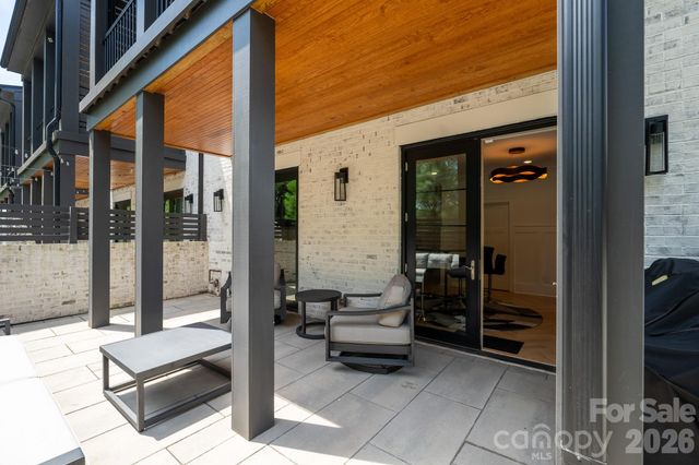 6105 Berryhill Towns Drive, Charlotte, NC 28270