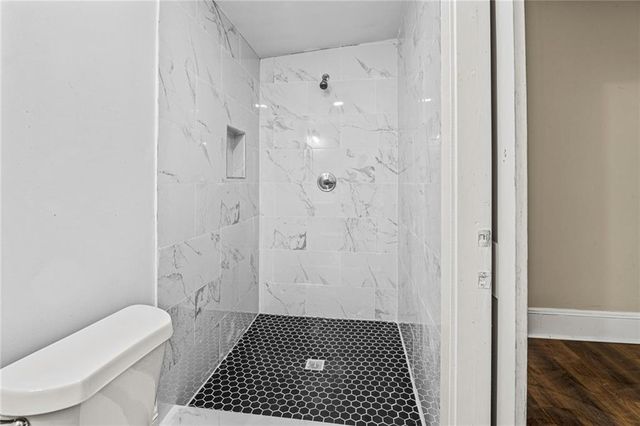 684 S Elizabeth NW Place, Atlanta, GA 30318